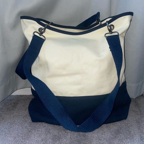 thirty-one Handbags - 31 Canvas Navy Tote bag